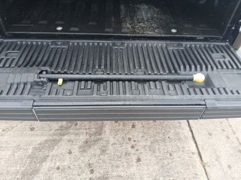 Used 2010 Ford F150 Platinum image 6