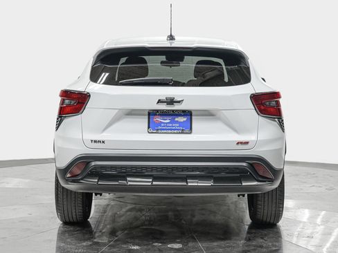 Used 2024 Chevrolet Trax RS image 5
