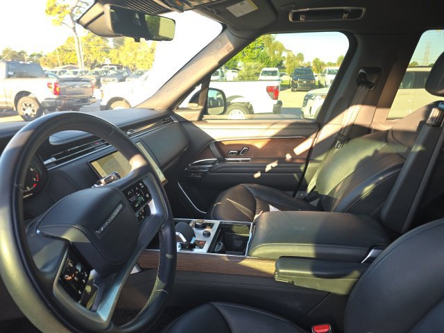 Used 2023 Land Rover Range Rover Autobiography AWD/4WD image 8
