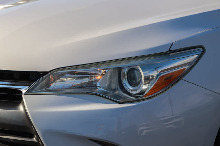 Used 2015 Toyota Camry LE FWD image 8