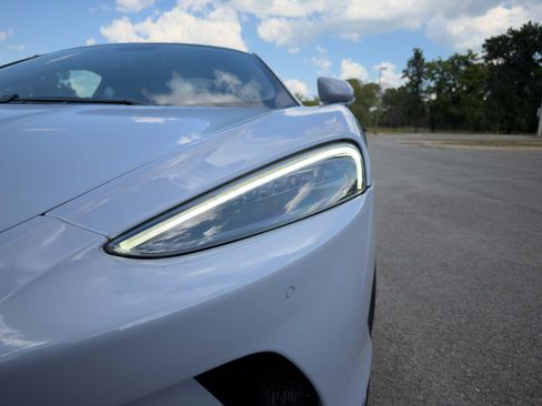 Used 2020 McLaren GT RWD image 63