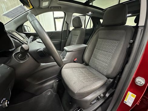 Certified 2024 Chevrolet Equinox LT image 24