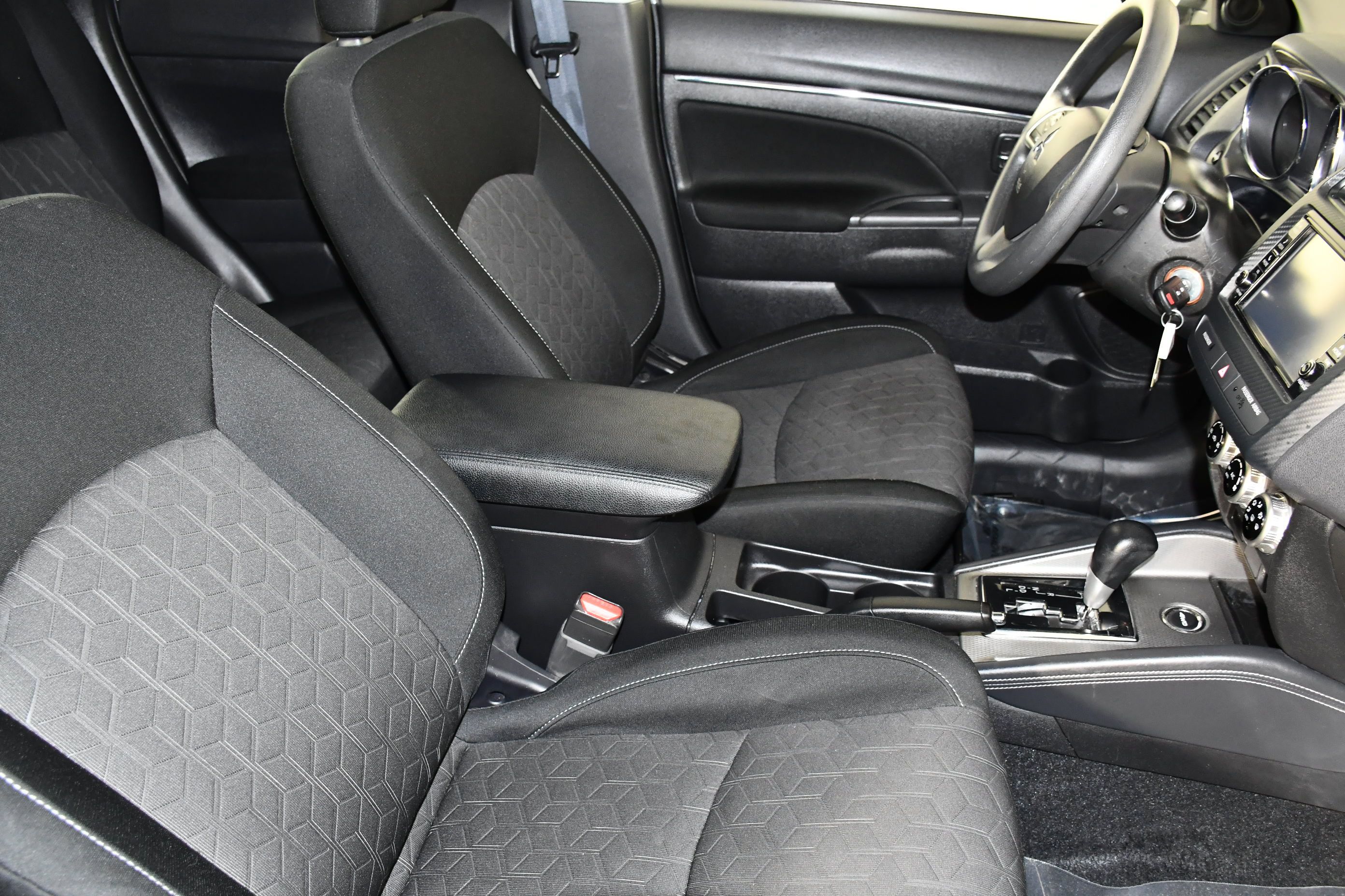 Used 2024 Mitsubishi Outlander Sport ES AWD/4WD image 40