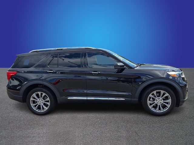Used 2022 Ford Explorer Limited w/ Equipment Group 301A AWD/4WD image 3