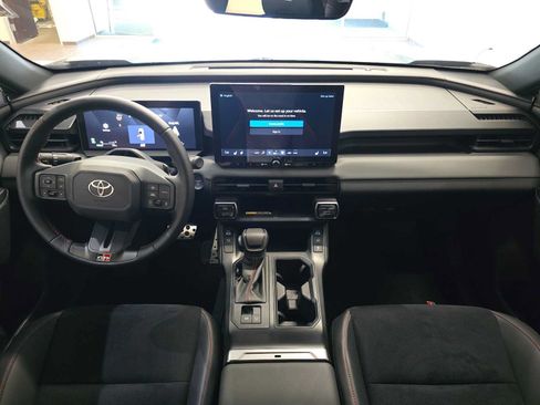 Certified 2026 Toyota RAV4 AWD Plug-in Hybrid image 10