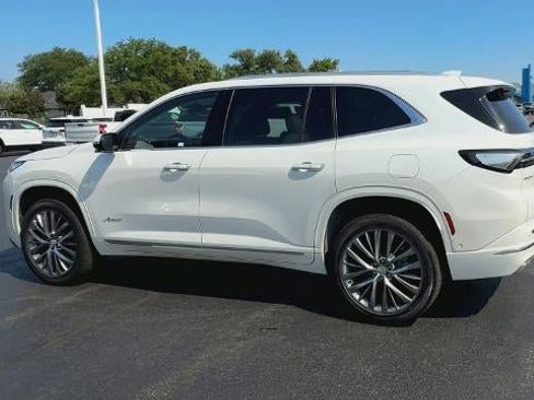 Certified 2025 Buick Enclave Avenir w/ Super Cruise Package FWD image 6
