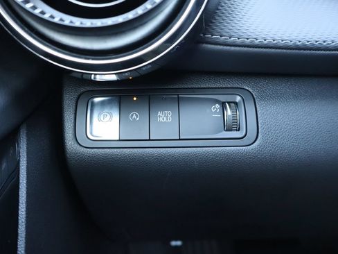 Used 2026 Chevrolet Equinox LT w/ Safety and Technology Package FWD image 16