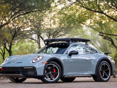 Used 2024 Porsche 911 Dakar image 9