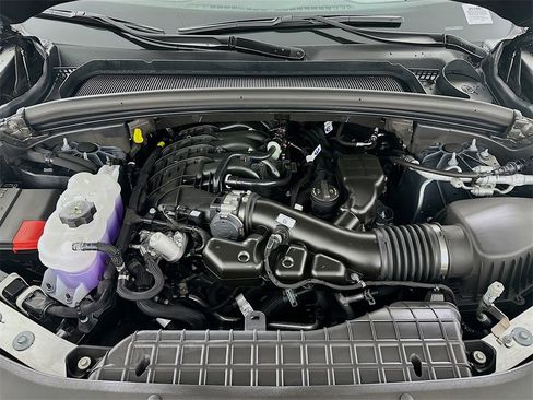 New 2025 Jeep Grand Cherokee Altitude image 18