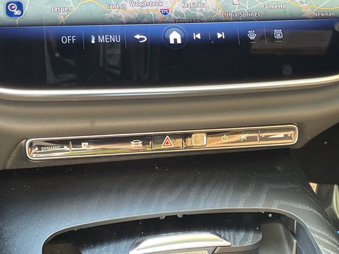 New 2026 Mercedes-Benz E 350 4MATIC Sedan image 31