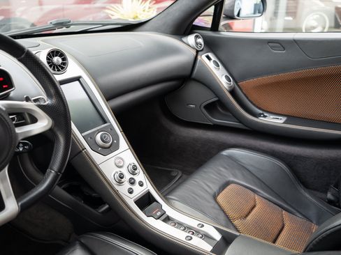 Used 2012 McLaren MP4-12C Coupe RWD image 14