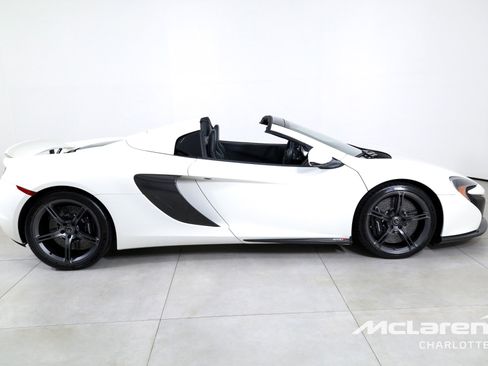 Used 2015 McLaren 650S Spider image 11