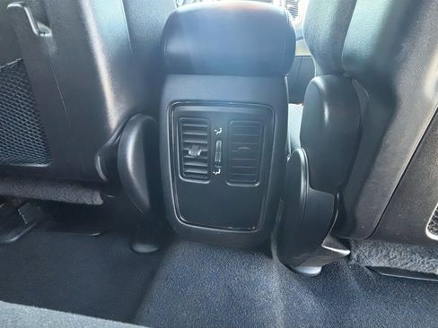 Used 2019 Dodge Durango GT w/ Blacktop Package RWD image 30