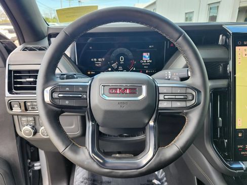 Used 2026 GMC Yukon XL AT4 AWD/4WD image 26
