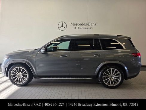 Used 2022 Mercedes-Benz GLS 450 4MATIC image 5