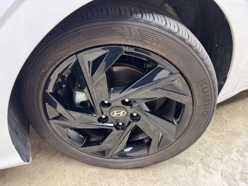 Used 2026 Hyundai Elantra Sport FWD image 31