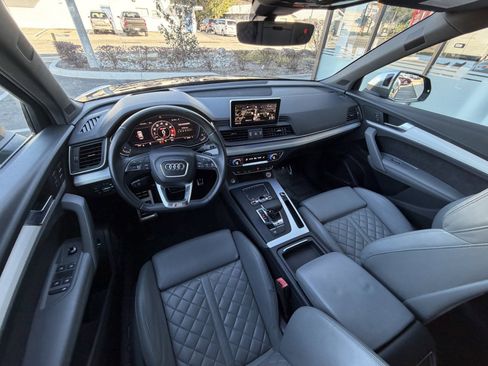 Used 2018 Audi SQ5 Prestige image 19