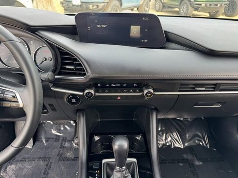 Used 2025 MAZDA MAZDA3 s Sport image 24