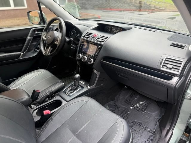 Used 2017 Subaru Forester 2.5i Touring AWD/4WD image 16
