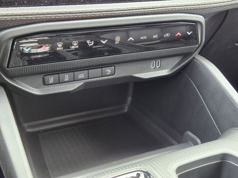 New 2026 Jeep Cherokee Limited image 13