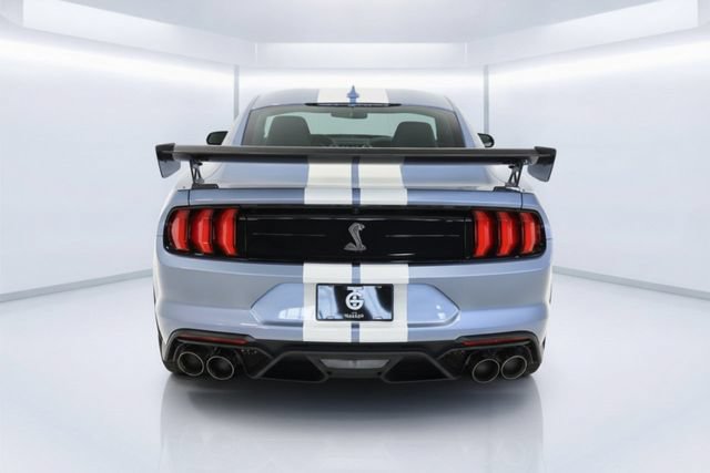 Used 2022 Ford Mustang Shelby GT500 w/ Carbon Fiber Track Pack RWD image 5