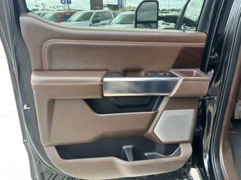 Used 2024 Ford F250 King Ranch w/ Chrome Package AWD/4WD image 29