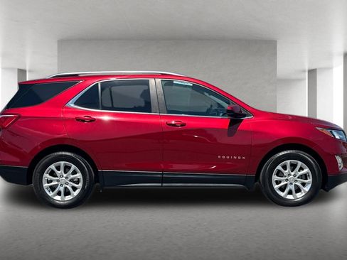 Used 2021 Chevrolet Equinox LT FWD image 3