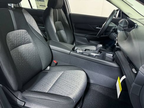 Certified 2026 Nissan Sentra SV w/ SV Convenience Package FWD image 13