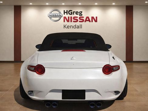 Used 2018 MAZDA MX-5 Miata Grand Touring RWD image 6