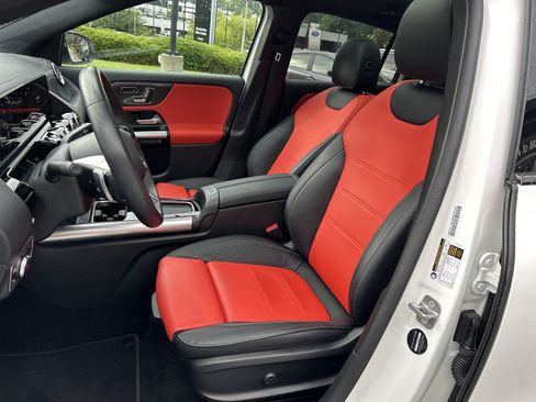 Certified 2025 Mercedes-Benz GLA 250 image 21