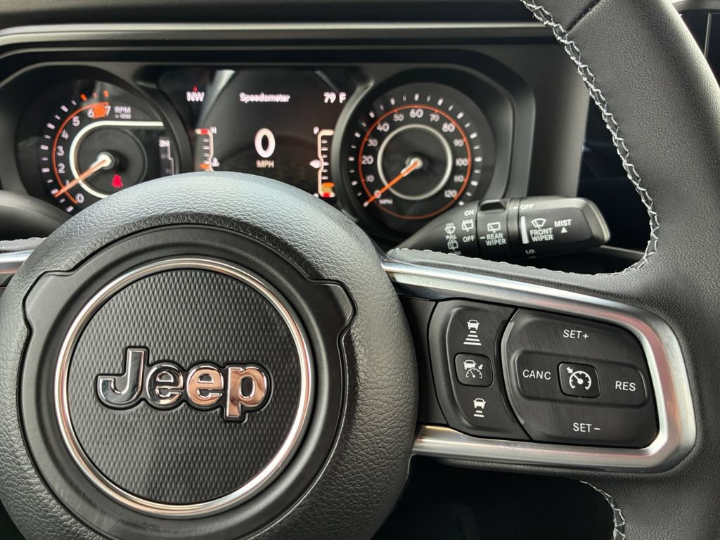 New 2026 Jeep Wrangler Unlimited Sahara AWD/4WD image 12