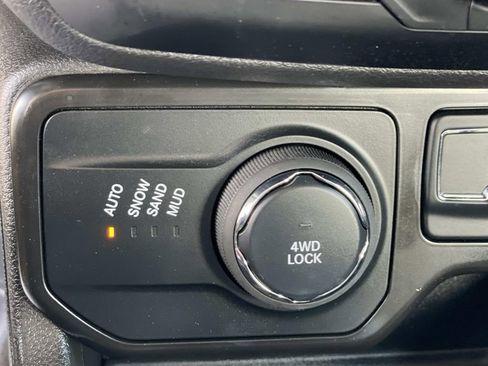 Used 2022 Jeep Renegade Sport image 14