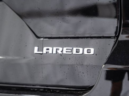 New 2025 Jeep Grand Cherokee Laredo X w/ Luxury Tech Group I image 7
