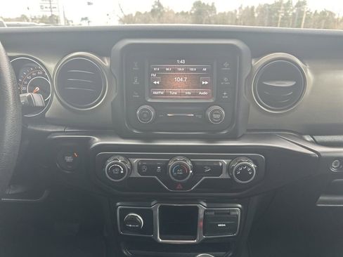 Used 2020 Jeep Wrangler Unlimited Sport AWD/4WD image 22