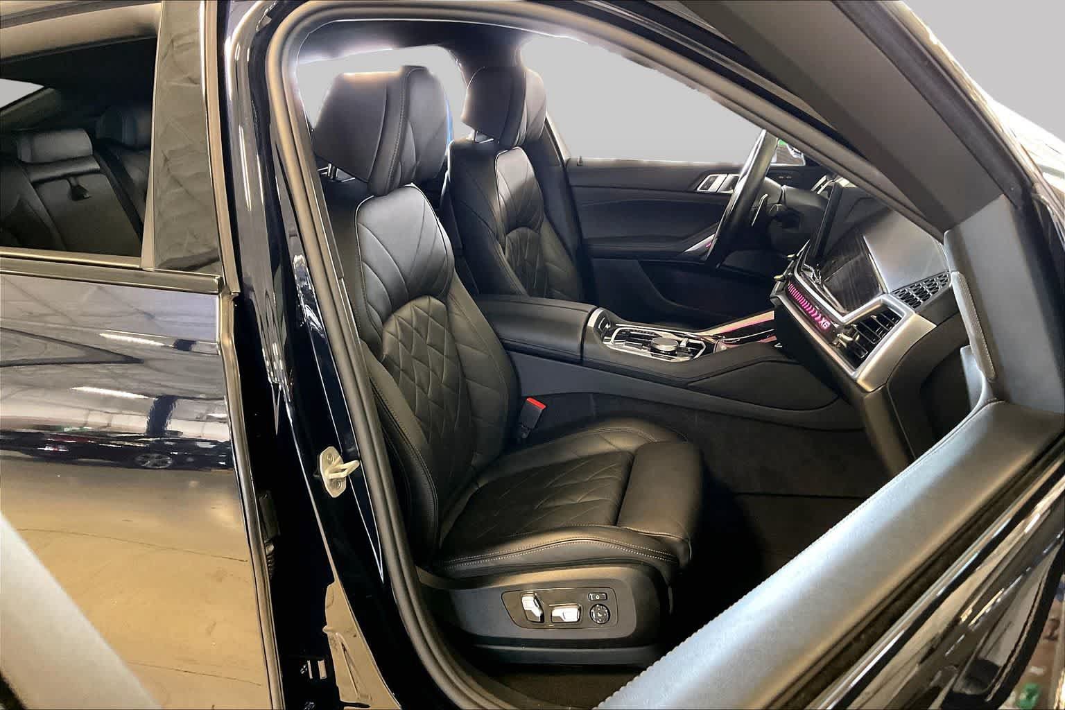Used 2024 BMW X6 xDrive40i w/ Premium Package AWD/4WD image 8