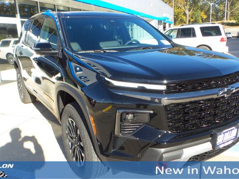 New 2026 Chevrolet Traverse Z71 w/ Enhanced Driving Package image 7