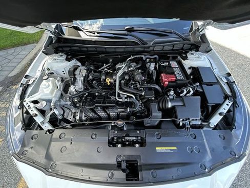 Certified 2025 Nissan Altima 2.5 SR FWD image 14
