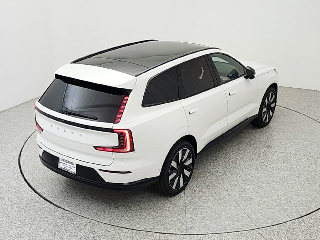 New 2026 Volvo EX90 Plus AWD/4WD image 33