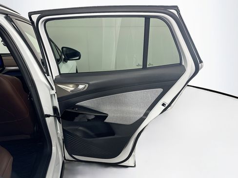 Used 2023 Volkswagen ID.4 2WD image 30