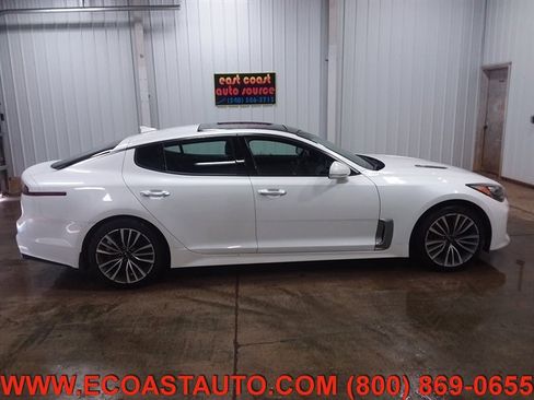 Used 2018 Kia Stinger Premium image 5