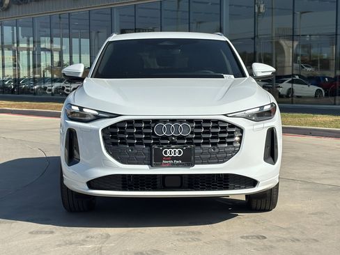 New 2025 Audi Q5 Premium image 2