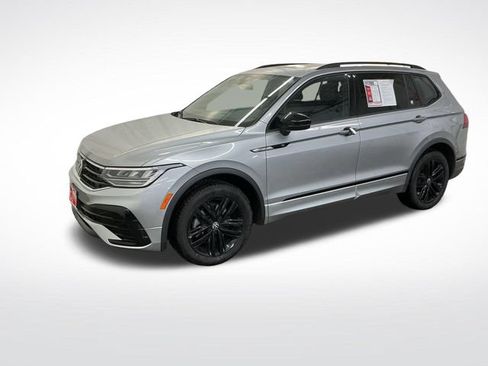 Used 2022 Volkswagen Tiguan SE R-Line AWD/4WD image 1