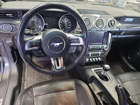 Used 2018 Ford Mustang GT Premium image 15