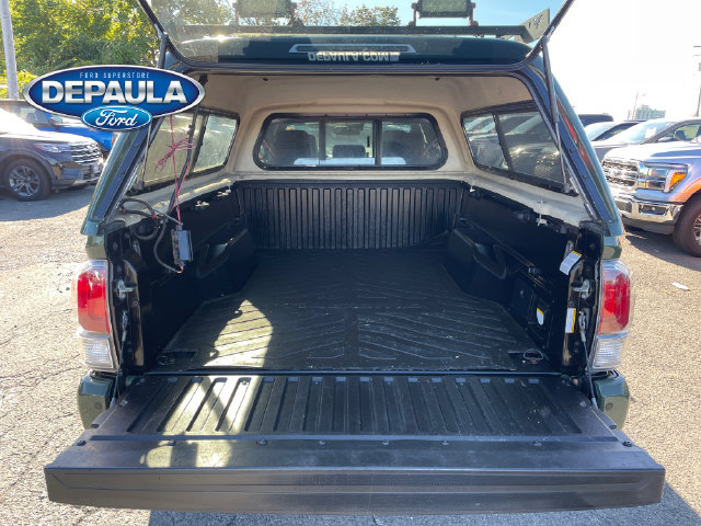 Used 2022 Toyota Tacoma TRD Off-Road w/ TRD Premium Off Road Package AWD/4WD image 6