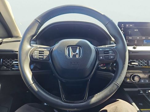 Certified 2025 Honda Accord EX-L image 30
