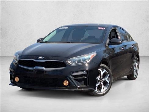 Used 2020 Kia Forte LXS image 1