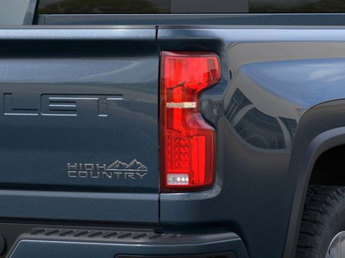New 2026 Chevrolet Silverado 2500 High Country w/ High Country Premium Package AWD/4WD image 35
