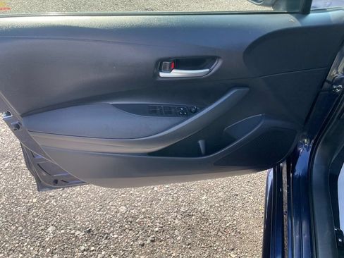 Used 2020 Toyota Corolla LE FWD image 11