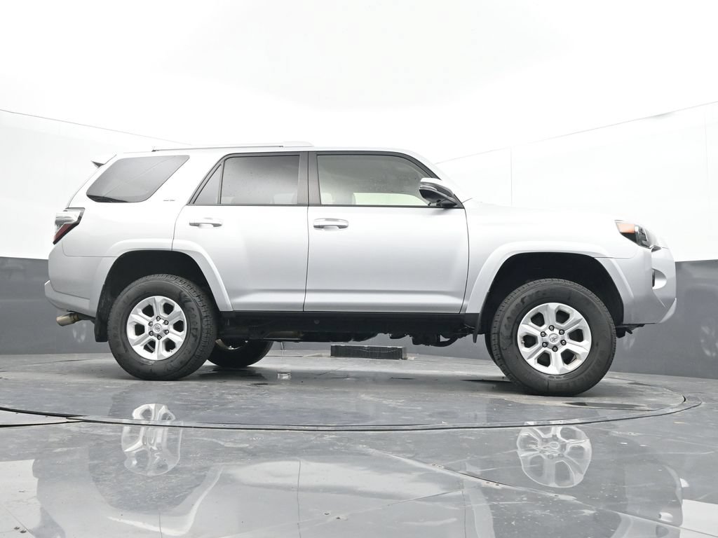 Used 2016 Toyota 4Runner SR5 Premium AWD/4WD image 23
