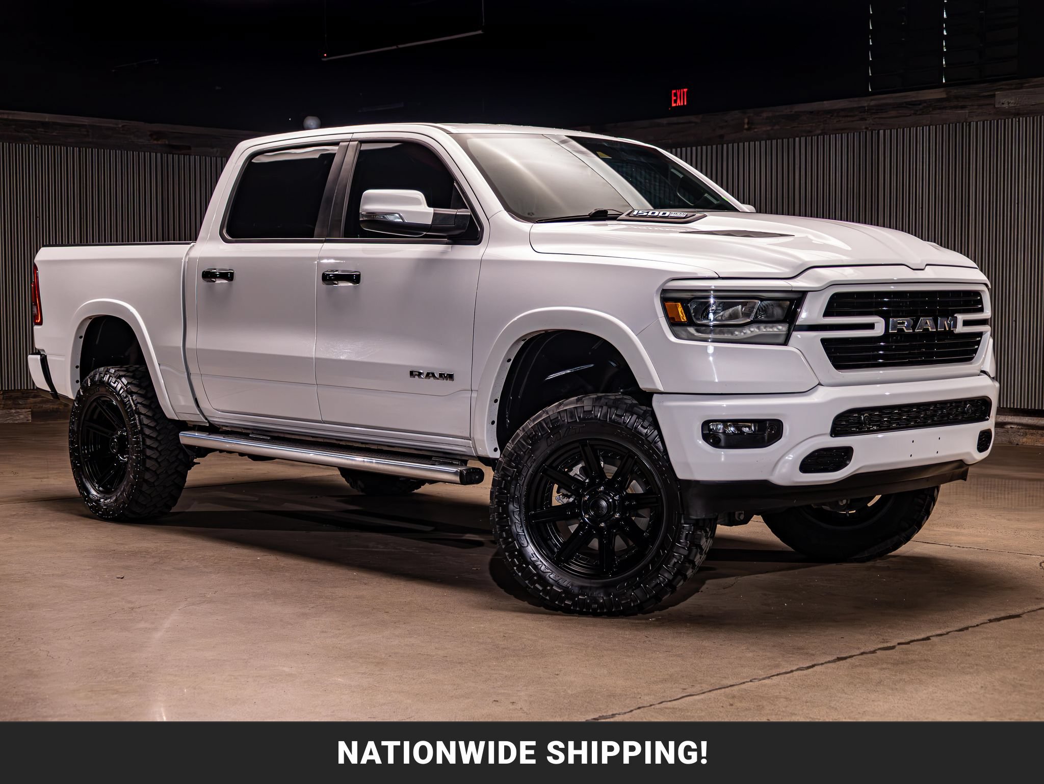Used 2021 RAM 1500 Laramie AWD/4WD image 1